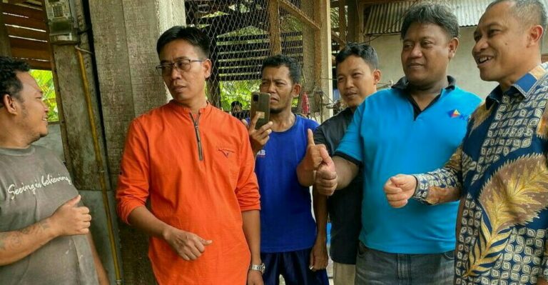 Pengusaha tahu tempe mengadu ke Wabup Bengkalis. F. :. YUS SIKUMBANG