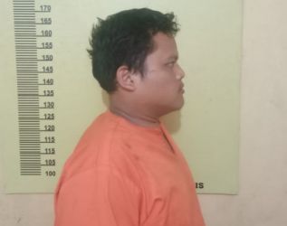 Tersangka diamankan di Mapolsek Bagan Sinembah. F. :. CAKAPLAH.COM