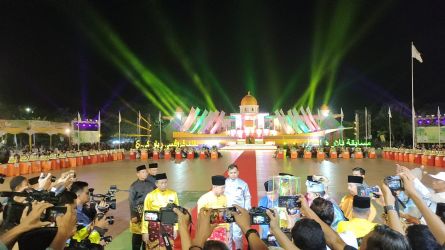 Prosesi penutupan MTQ ke-40 Riau di Bagansiapiapi. F n:. CAKAPLAH.COM