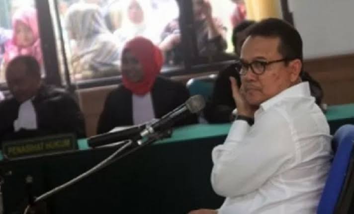Rusli Zainal menjalani sidang Tipikor beberapa waktu lalu. F : IST