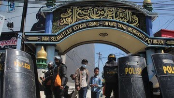 Anak Kiai Jombang menyerahkan diri