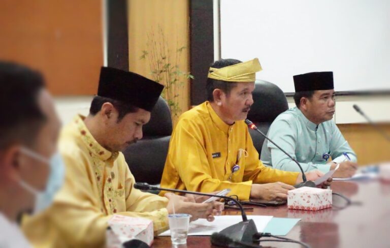 Sekdako Dumai pimpin Rakor kelangkaan elpiji 3 Kg. F. :. HMS