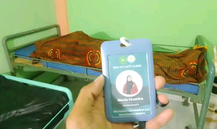 Jenazah korban tersambar petir di Rupat saat berada di rumah duka di Dumai. F. :. FACEBOOK