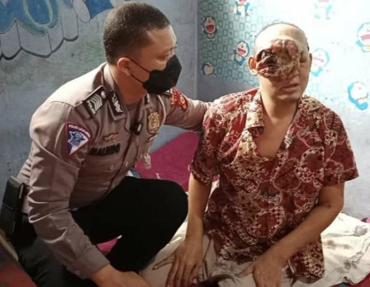 Kondisi Arianto sangat memperihatinkan. F : HMSPOL