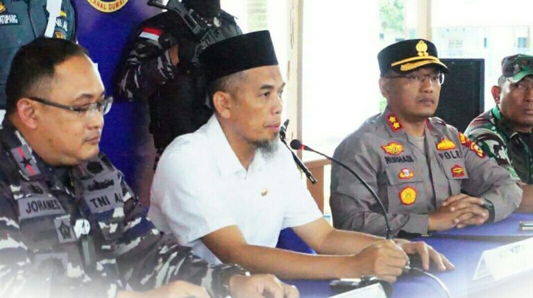 Press release penggagalan penyeludupan 14,077 Kg sabu di Lanal Dumai. F : HMS