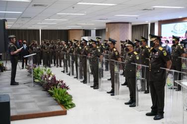 Pelantikan Kajati Riau, Dr Supardi. F v:. CAKAPLAH.COM