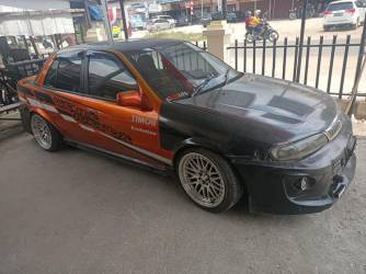 BB mobil sedan yang dilarikan tersangka usai menjarah kedai harian. F. :. CAKAPLAH.COM