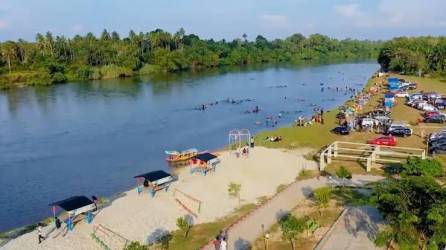 Lokasi hilangnya korban di wisata Pulau Kosiok Kampar. F : CAKAPKAH.COM