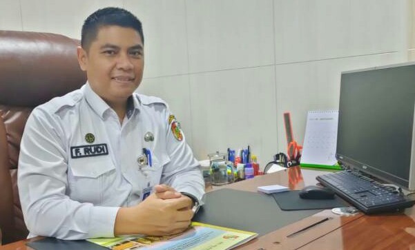Sekretaris DPM-PTSP Kota Pekanbaru Fajri Rudi Misdian. F : CAKAPLAH.COM