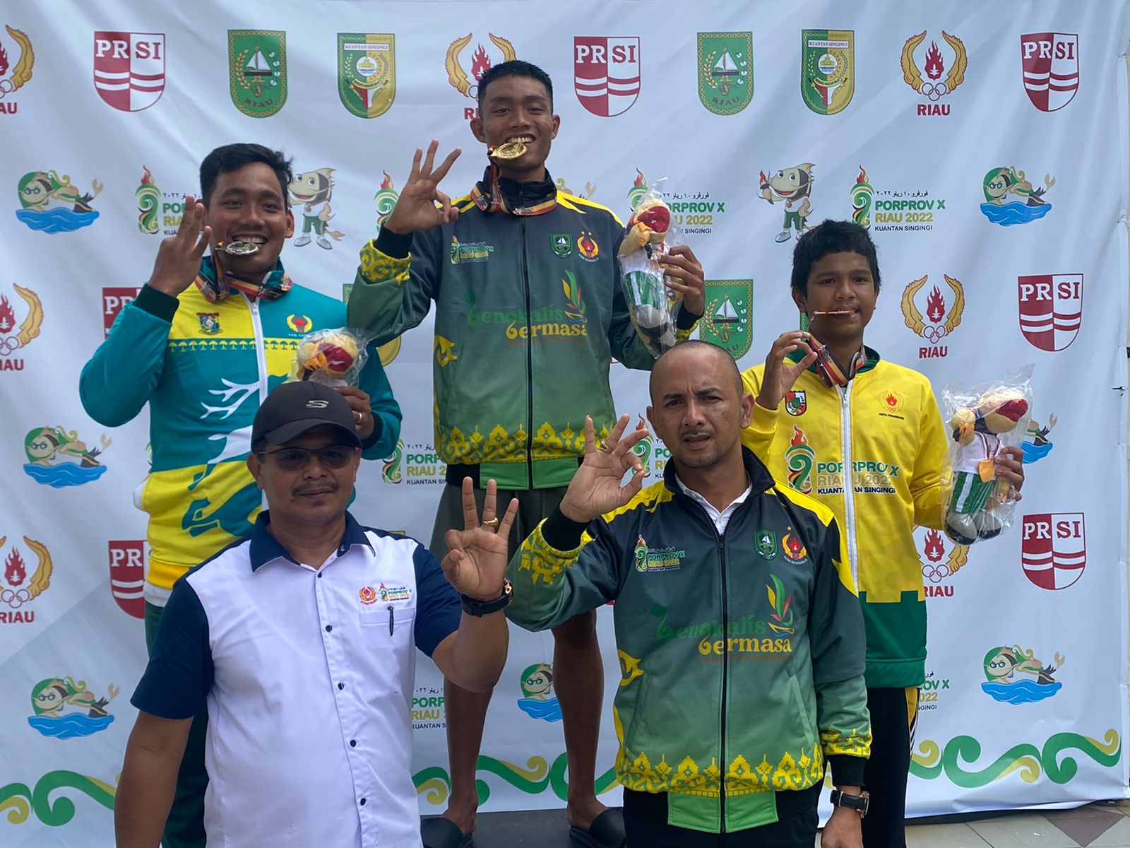 Perenang Bengkalis Muhammad Alhamadi Sabet 3 Emas di Tiga Nomor Berbeda 