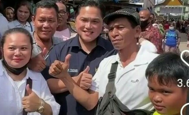 Erick Thohir saat berkunjung di Pasar Pulau Payung Dumai. F : DOK DETAK24.COM
