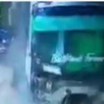 VIRAL DURI : Truk Tronton Gilas Belasan Motor Pelayat di Jalan Kulim
