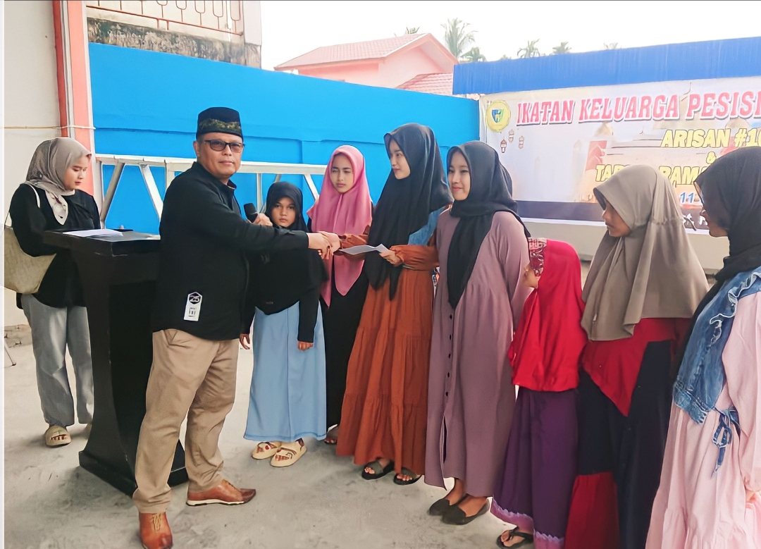 ARISAN IKPS Duri, Haji Effendi RSIMA Santuni 10 Anak Yatim 