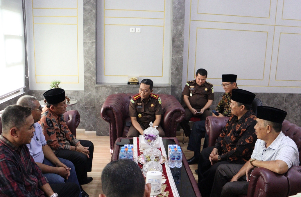 LAM Bengkalis Bersama Tokoh Lintas Suku Dukung Kejari Tegakkan Hukum dan Berantas Narkoba 