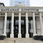 DENNY Indrayana Ungkap Lima Putusan MK soal Sistem Pemilu 2024 Bakal Coblos Partai