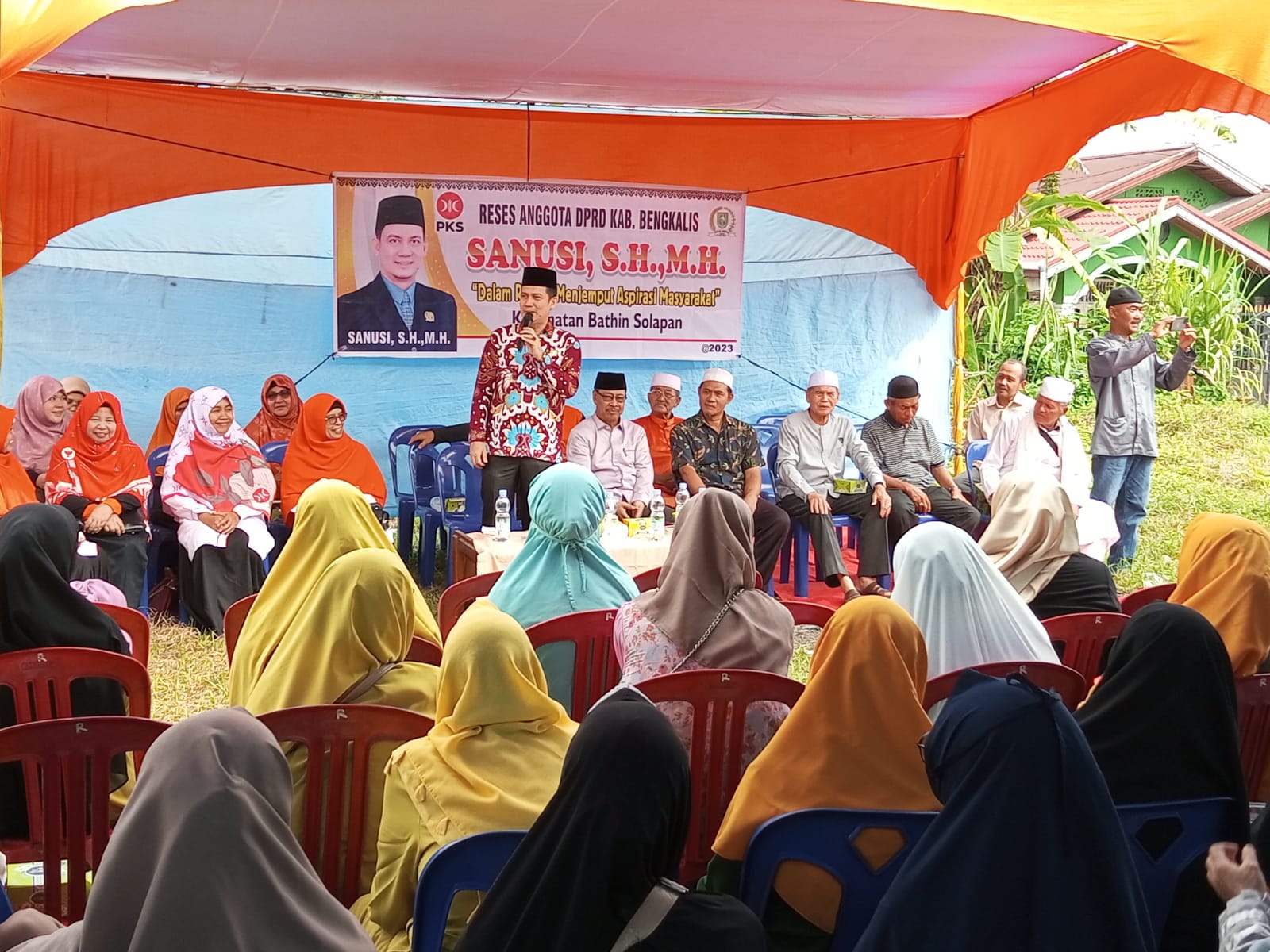 RESES Yung Sanusi di Jalan LKMD Dihadiri Ratusan Warga