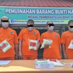 BNNP Musnah 5,89 Kg Sabu-489 Butir Ineks, Empat Pelaku Terciduk di Siak dan Meranti