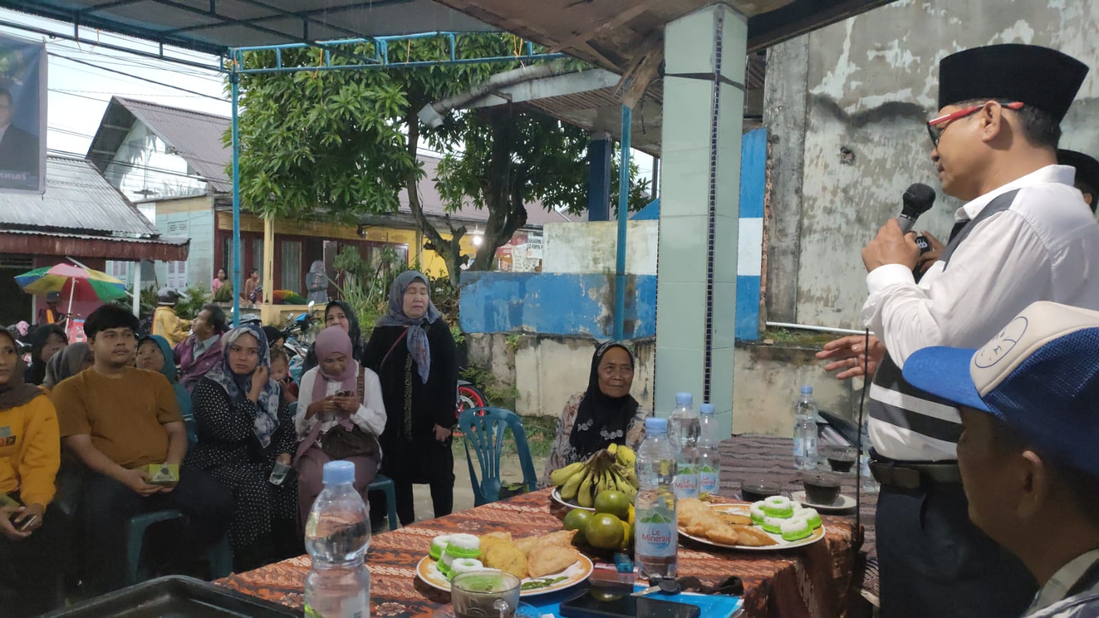 RATUSAN Warga Antusias Ikuti Reses Zainal di Jalan Kejaksaan