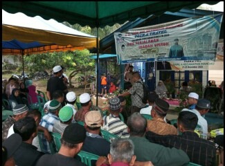 Reses di RW 08 Talang Mandi. (F : Yusrizal)