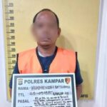 Polsek Kampar Kiri tangka supir Colt Diesel. (f : cakaplah)