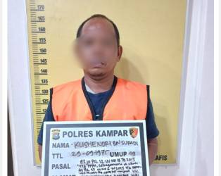 Polsek Kampar Kiri tangka supir Colt Diesel. (f : cakaplah)
