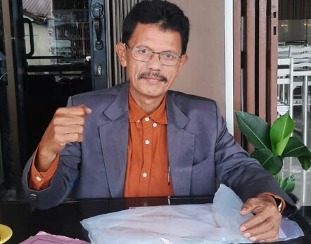 Divisi Hukum Iwaras, Henri Dens Simarmata SH. f : S Hadi Tambak