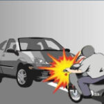 Seorang Terkapar, Minibus Vs Motor Laga Kambing di Okura Pekanbaru 