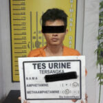 Terkepung dalam Parit, Jambret di Pekanbaru Nyaris Babak Belur Diamuk Massa 