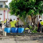 Peduli Kebersihan, Petugas Rutan Dumai dan Warga Binaan Kompak Goro Bersama 