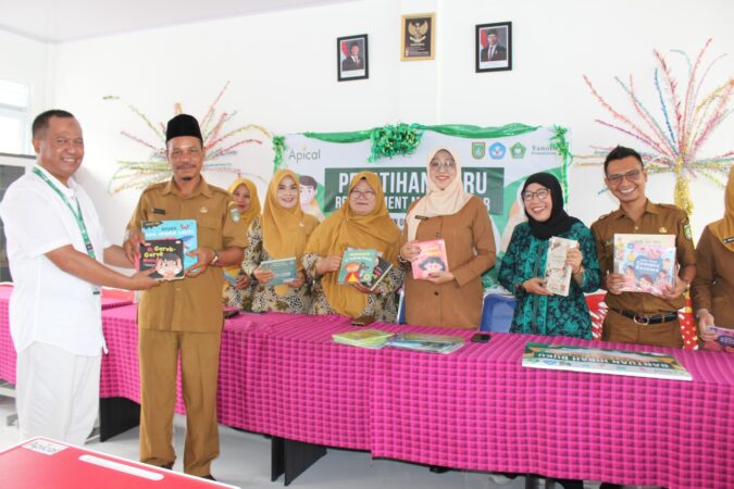 Dongkrak Mutu Pembelajaran Dasar, Apical Group – Tanoto Foundation Gelar Pelatihan Guru di Dumai