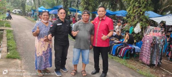 Pasar Kaget Sejahtera di Air Jamban Bantu Ekonomi Pedagang UMKM 