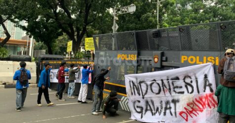 Indonesia Gawat Darurat, BEM SI Demo Setahun Pemerintahan Prabowo-Gibran