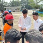 Sat Reskrim Polres Bengkalis Sosialisasi Bahaya Judi Online, Handphone Karyawan PT ISA Diperiksa 