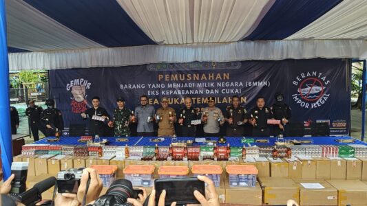 Bea Cukai Inhil Musnahkan 2 Juta Lebih Batang Rokok Ilegal 