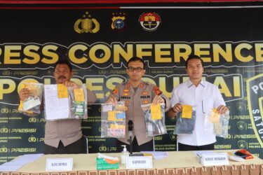 Gegara Telpon Nomor Layanan ATM, Emak Emak Warga Dumai Tertipu Rp 20 Juta, Pelaku Terciduk di Siantar 