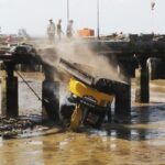 Laka Kerja, Alat Berat Nyemplung ke Laut di Dermaga A Pelindo Dumai 