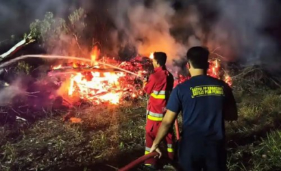 Gegara Bakar Sampah, Damkar hingga Satpol PP Berjibaku Padamkan Api di Pasar Benai Kuansing 