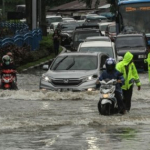 Diguyur Hujan Lebat, Pekanbaru Dikepung Banjir 