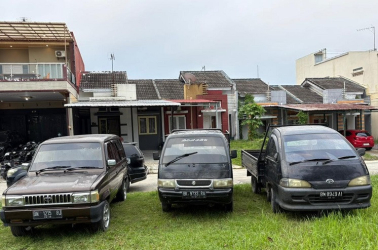 Polda Riau Ungkap Kasus Begal Motor dan Pencurian Mobil Lintas Daerah, Delapan Tersangka Ditahan