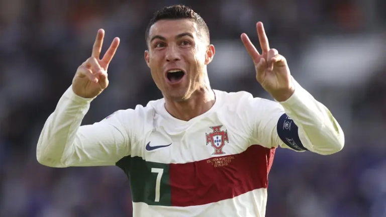 Ronaldo Bawa Portugal ke Babak 16 Besar Piala Dunia 2026