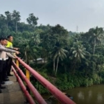 Berkendara Sambil Standing, Remaja Jatuh dan Hilang di Sungai Kampar 