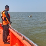 Tiga Hilang, Kapal TKI Ilegal Terbalik Dihantam Badai di Perairan Rupat