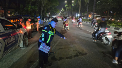 Lakalantas Beruntun, Pemotor Honda Scoopy Meregang Nyawa di Pekanbaru