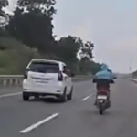 Luput dari Petugas, Pemotor Melintas di Tol Permai Pintu Kandis Tanpa Helm 