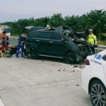 Innova Tabrak Mobil Box, Dosen UIR dan Suami Tewas di Tol Pekanbaru-Bangkinang