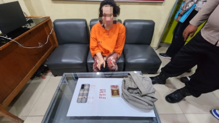 Janda Cantik ‘Digaruk’ Saat Tidur, Ia Ketahuan Jual Pil Setan di Kosan Jalan Pepaya Dumai 