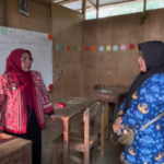 Gegara Sekolah Berdinding Triplek Viral, Wabup Kampar ‘Semprot’ Guru Honor 