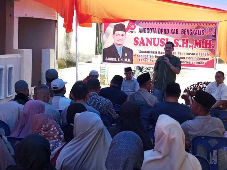 Sanusi SH MH Sosialisasikan Ranperda Perlindungan Lahan Pertanian Pangan Berkelanjutan di Perumnas BTN Tripatra Tahap III